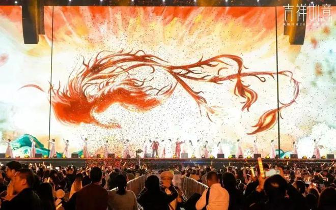 ”巡回演唱会燃爆跨年夜的万人音乐狂欢！long88龙8国际凤凰传奇“吉祥如意(图9)